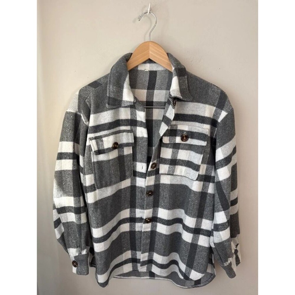 Gray White Plaid Button Up Shacket Small